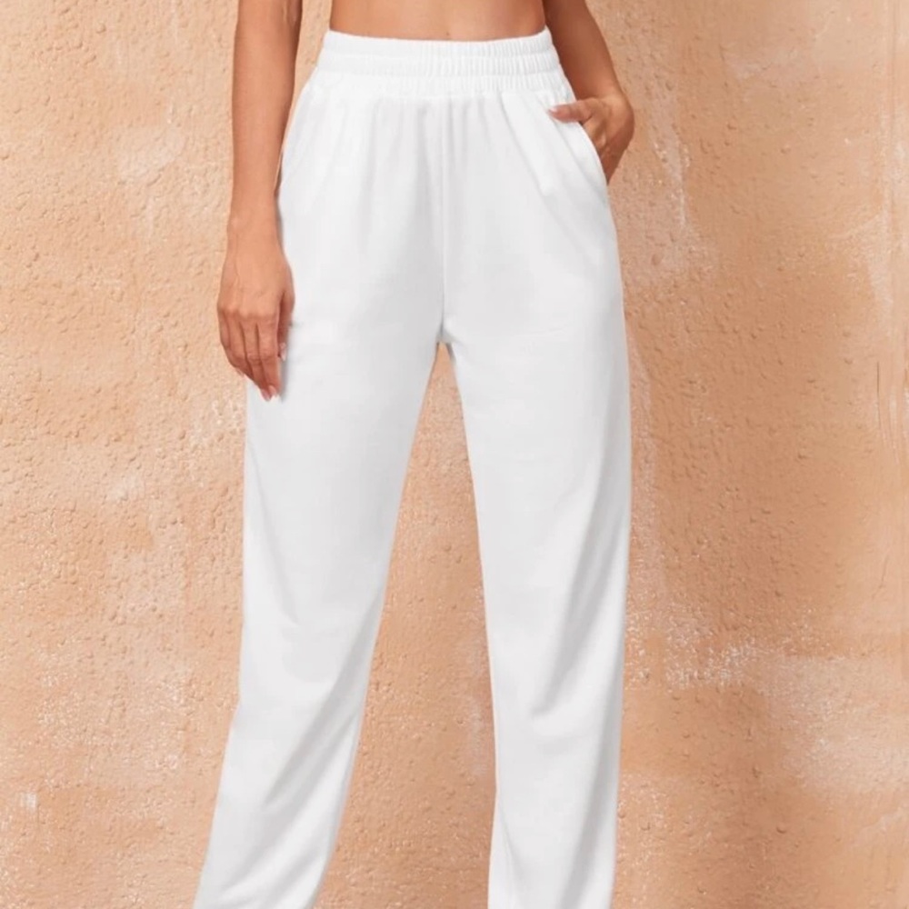 White sweatpants! - Picture 1 of 3